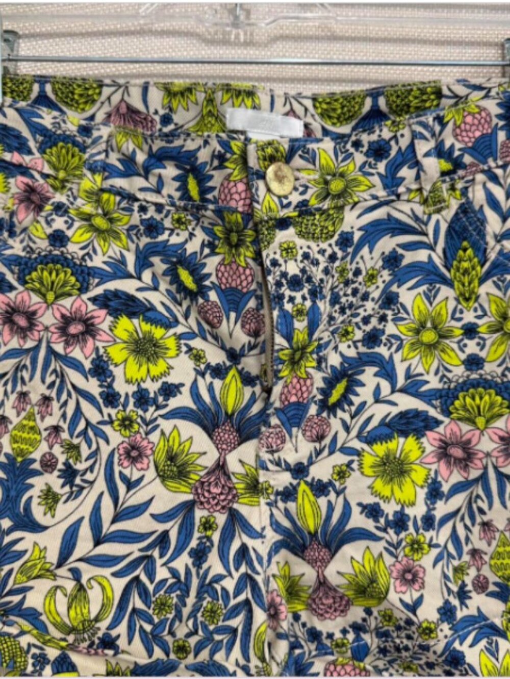 H&M Women's Multicolor Shorts - Picture 4 of 5